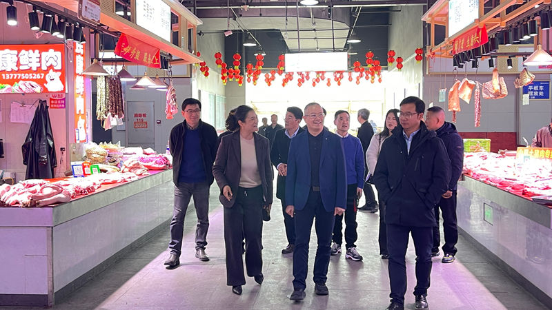 省供銷社理事會副主任董益彪調(diào)研浦江農(nóng)批市場